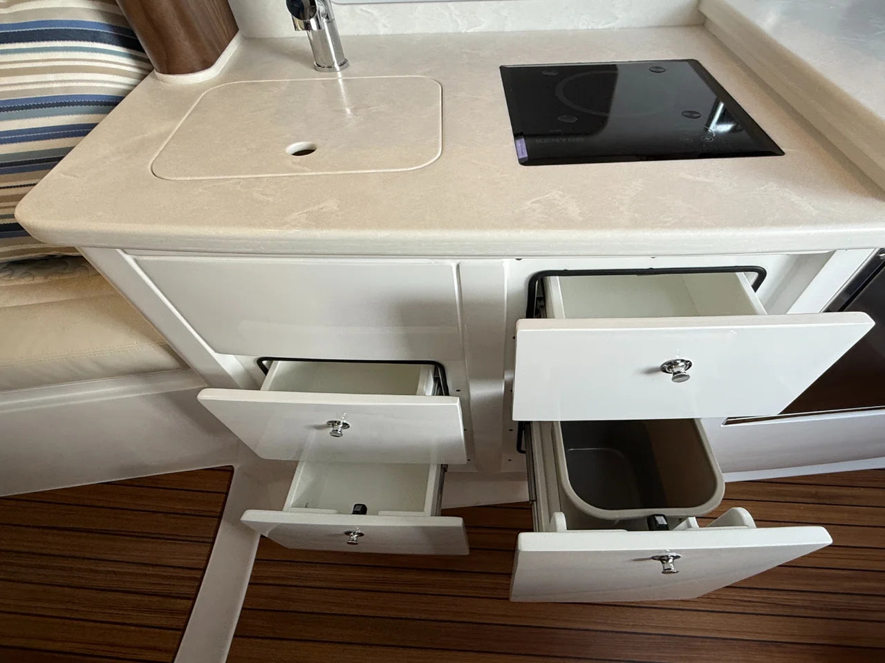2026 Intrepid 41 Valor 41.0 feet, Dania, FL #60