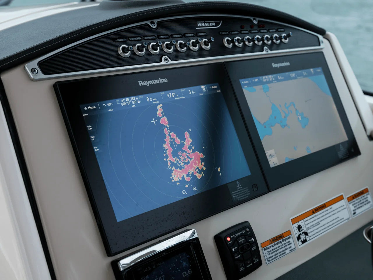 2024 Boston Whaler 320 Vantage 32.0 feet, Norwalk, Connecticut #50