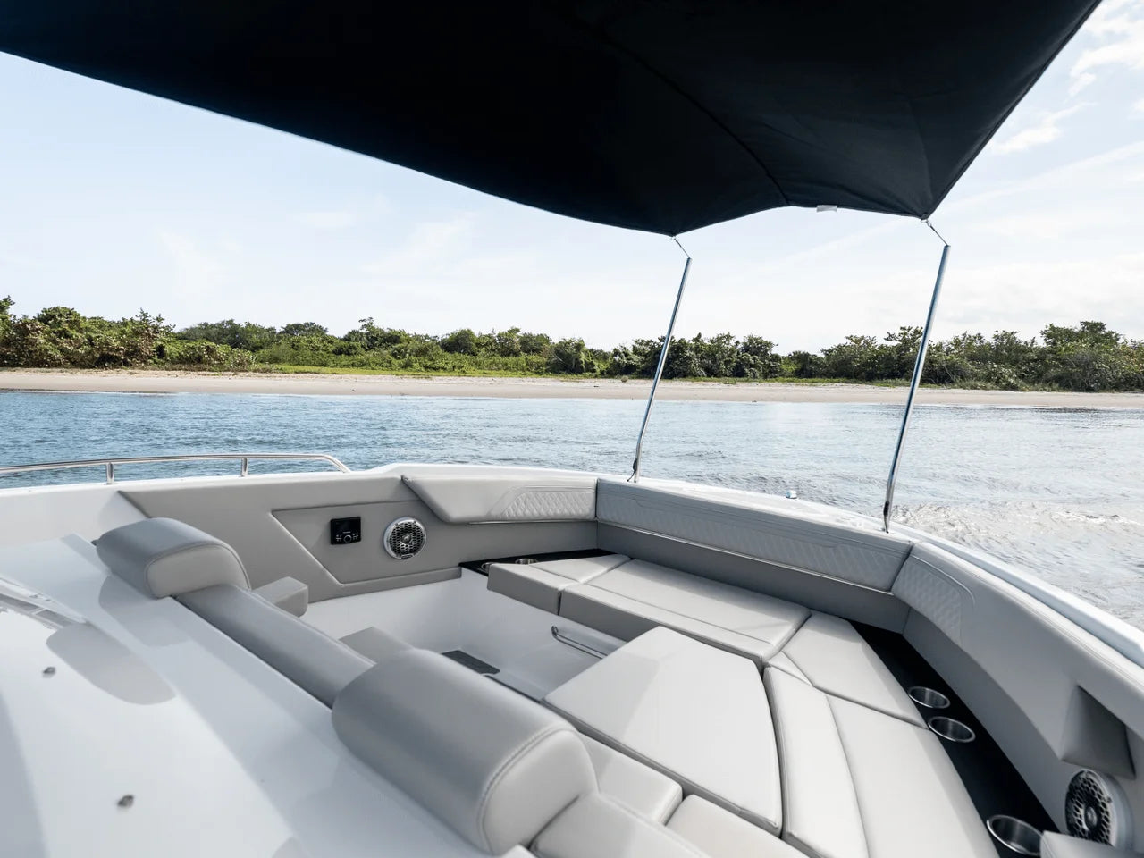 2026 Cruisers Yachts 34 GLS Outboard 35.0 feet, Inuvik, Northwest Territories #19