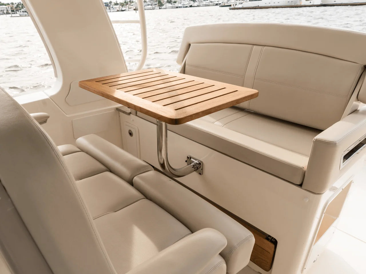 2026 Boston Whaler 380 Realm 38.0 feet, Inuvik, Northwest Territories #111