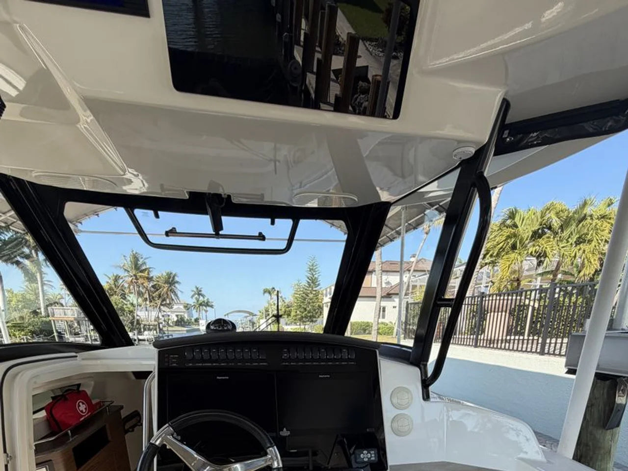 2023 Boston Whaler 350 REALM 35.0 feet, Fort Myers, FL #18
