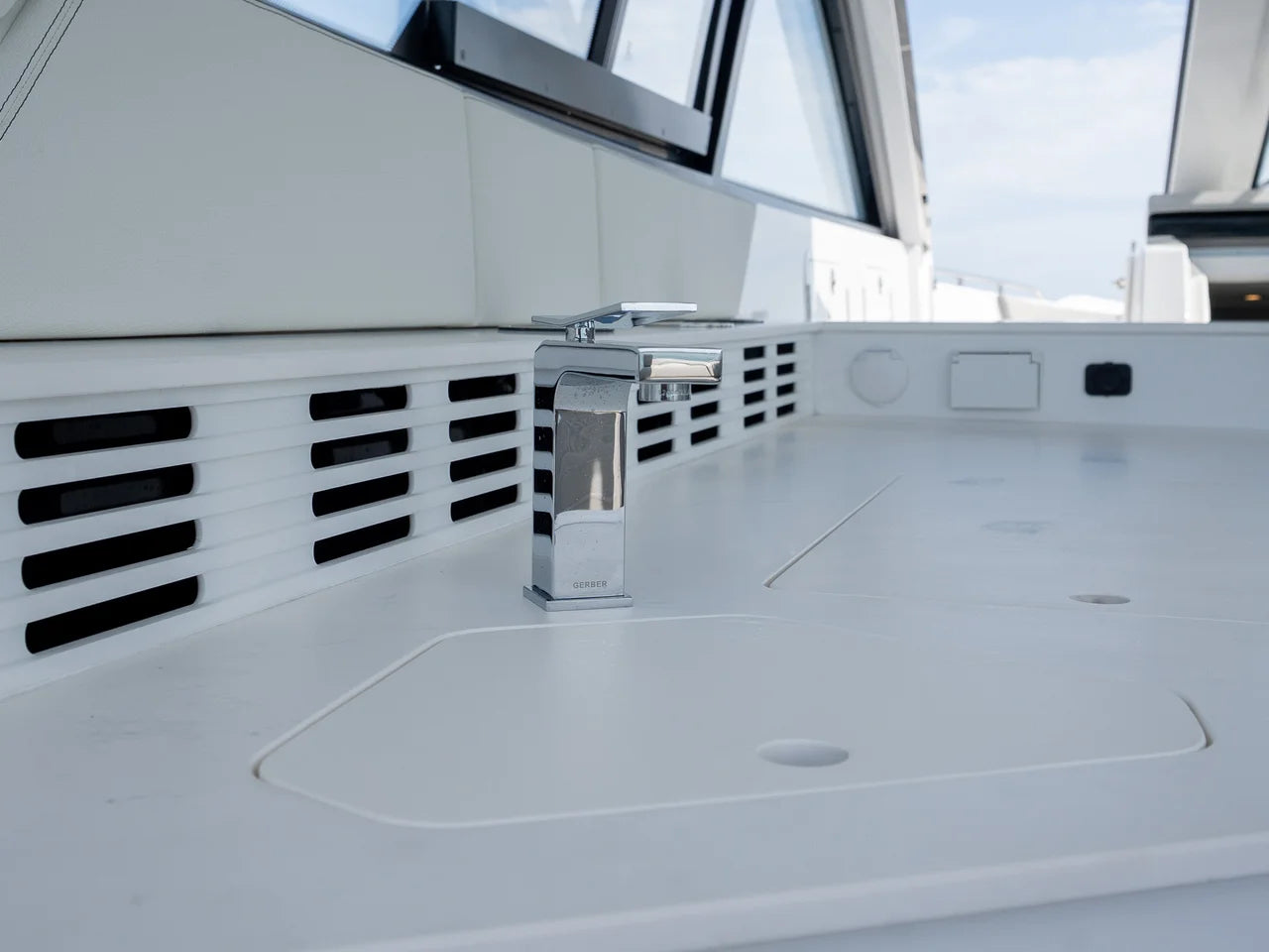 2026 Cruisers Yachts 42 GLS Outboard 42.0 feet, Miami, FL #28