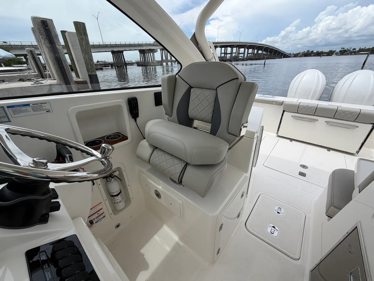 2025 Pursuit 306 DC 30.0 feet, Stuart, Florida #31