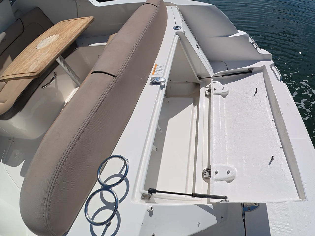 2016 Sea Ray 330 Sundancer 33.0 feet, Huntington, NY #9
