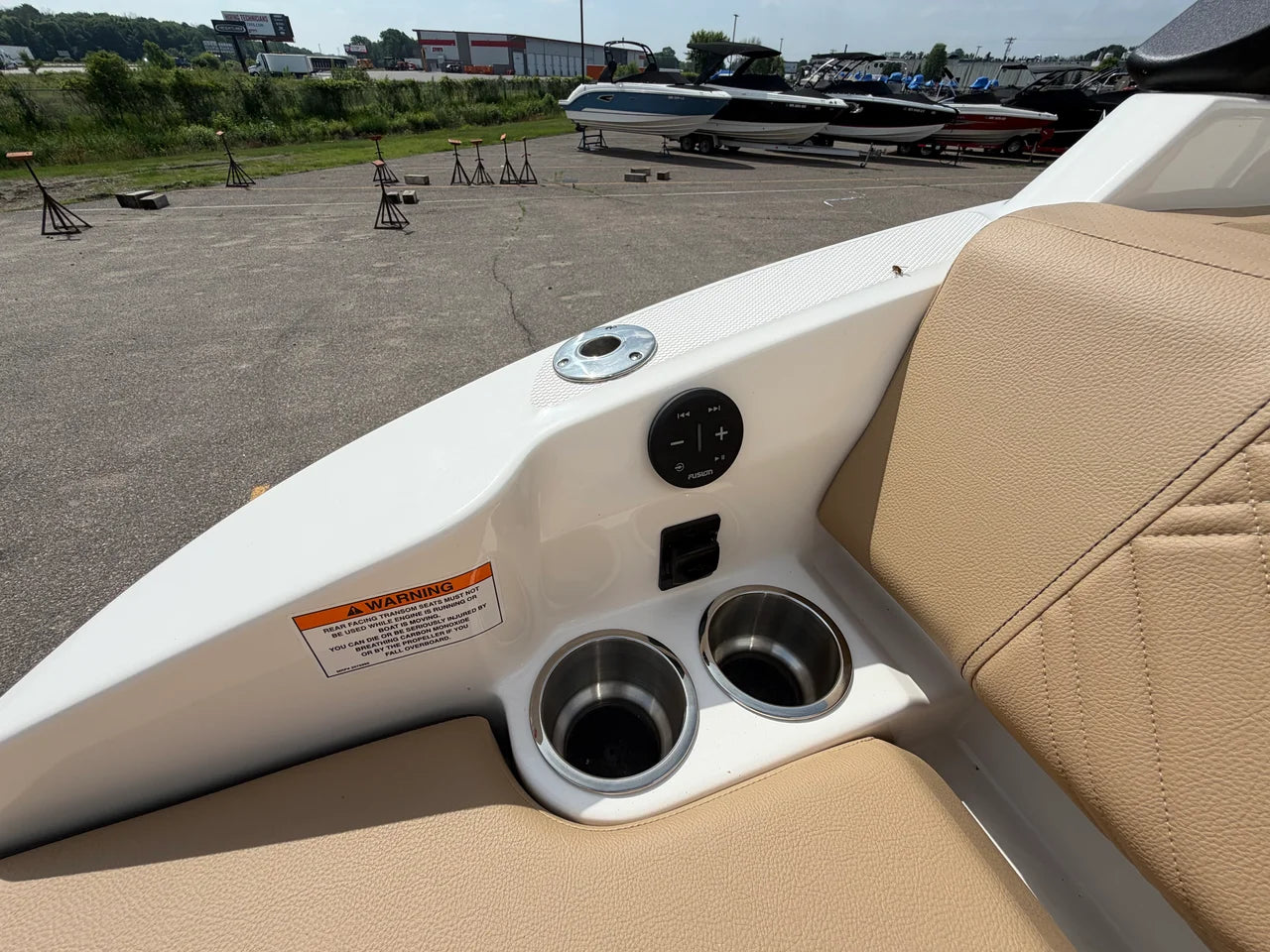 2026 Sea Ray SDX 230 Surf 23.0 feet, Excelsior, Minnesota #12