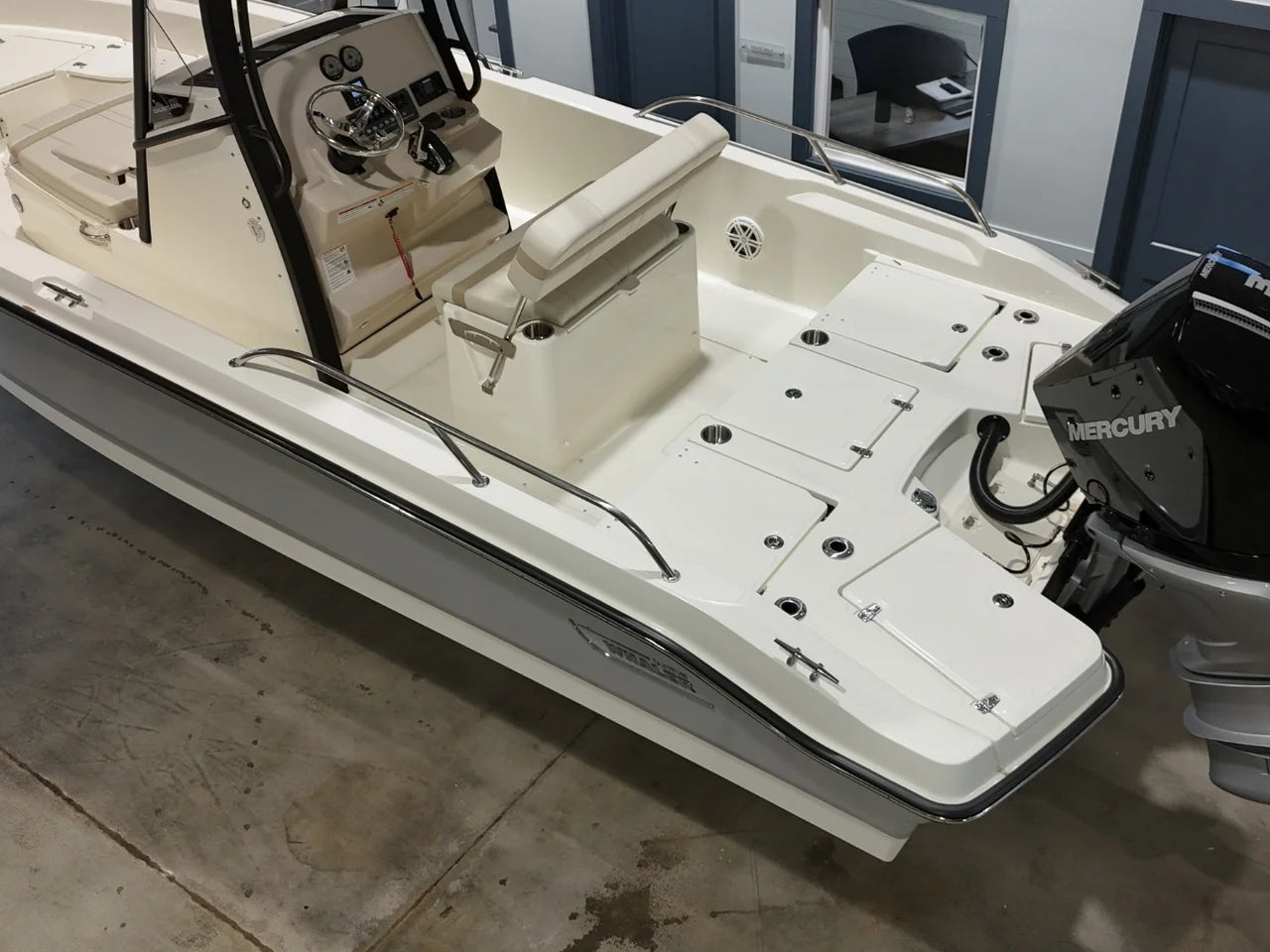 2026 Boston Whaler 250 Dauntless 25.0 feet, Cornelius, North Carolina #13