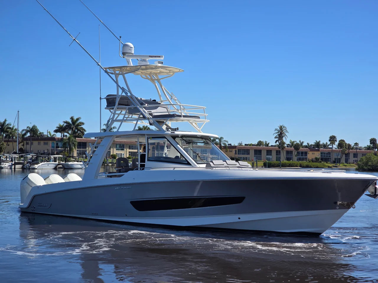 2023 Boston Whaler 420 OUTRAGE 42.0 feet, Stuart, Florida #6