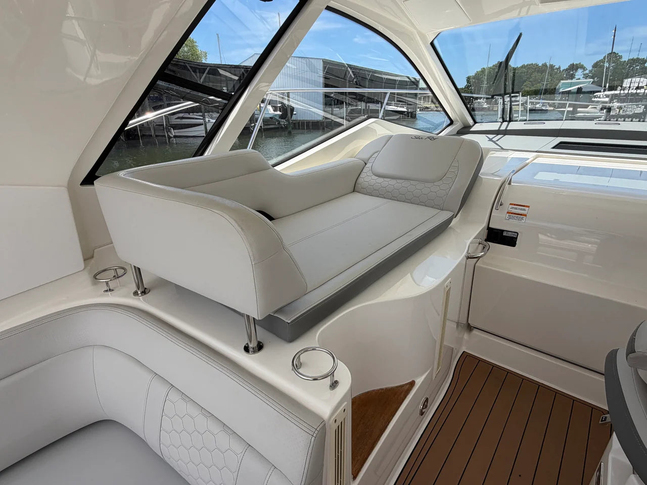 2019 Sea Ray Sundancer 350 Coupe 35.0 feet, Pensacola, Florida #31