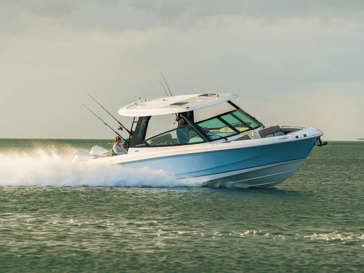 2026 Boston Whaler 330 Vantage 33.0 feet, Inuvik, Northwest Territories #1