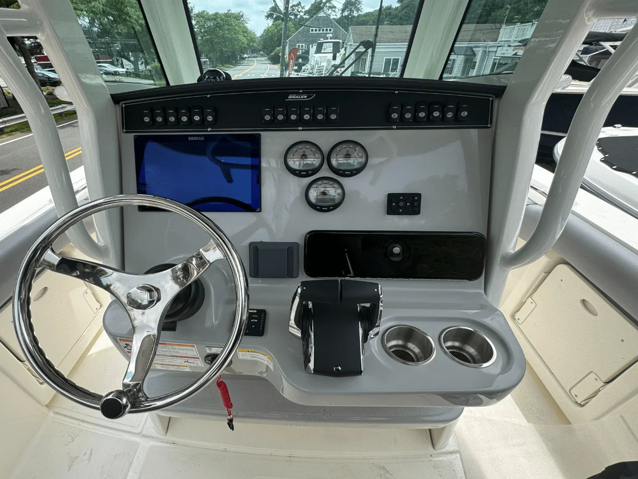 2026 Boston Whaler 250 Outrage 25.0 feet, Huntington, NY #19