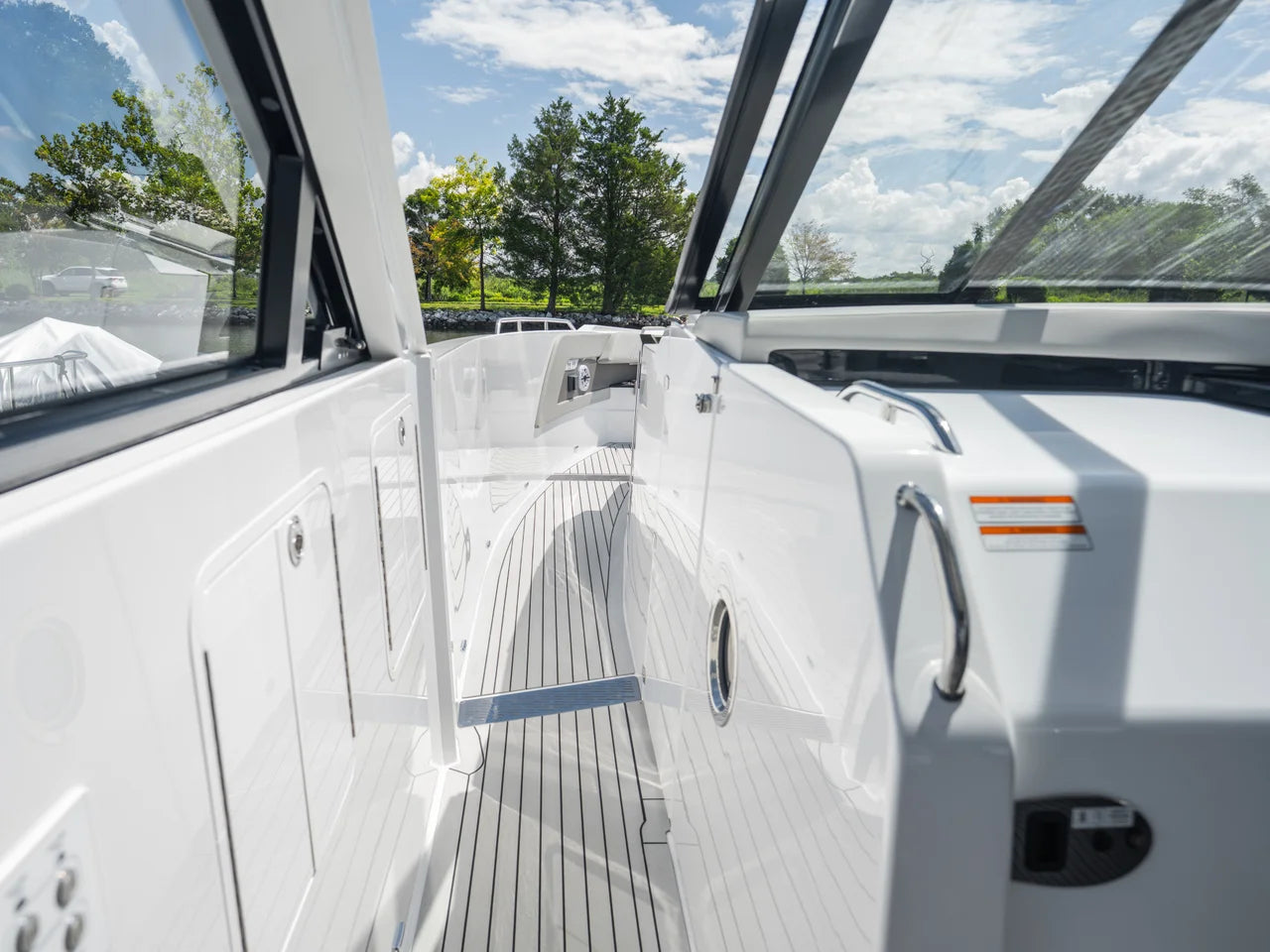 2026 Cruisers Yachts 50GLS OB 50.0 feet, Grasonville, MD #56