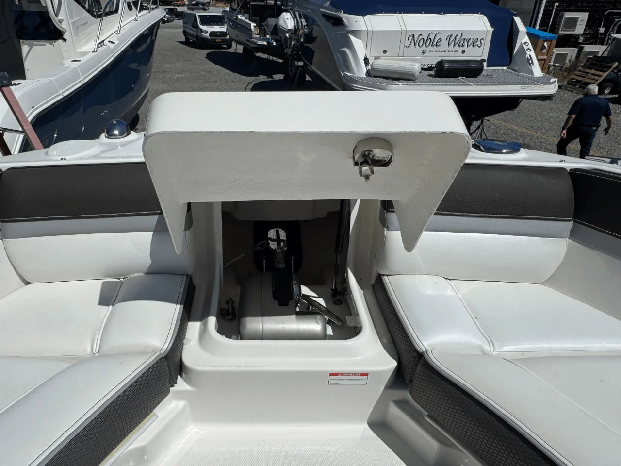2017 Sea Ray SLX 350 OB 35.0 feet, Huntington, NY #40
