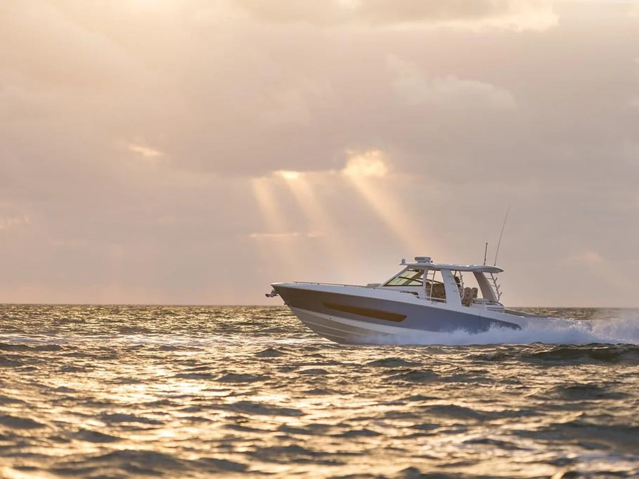 2026 Boston Whaler 420 Outrage 42.0 feet, Inuvik, Northwest Territories #22
