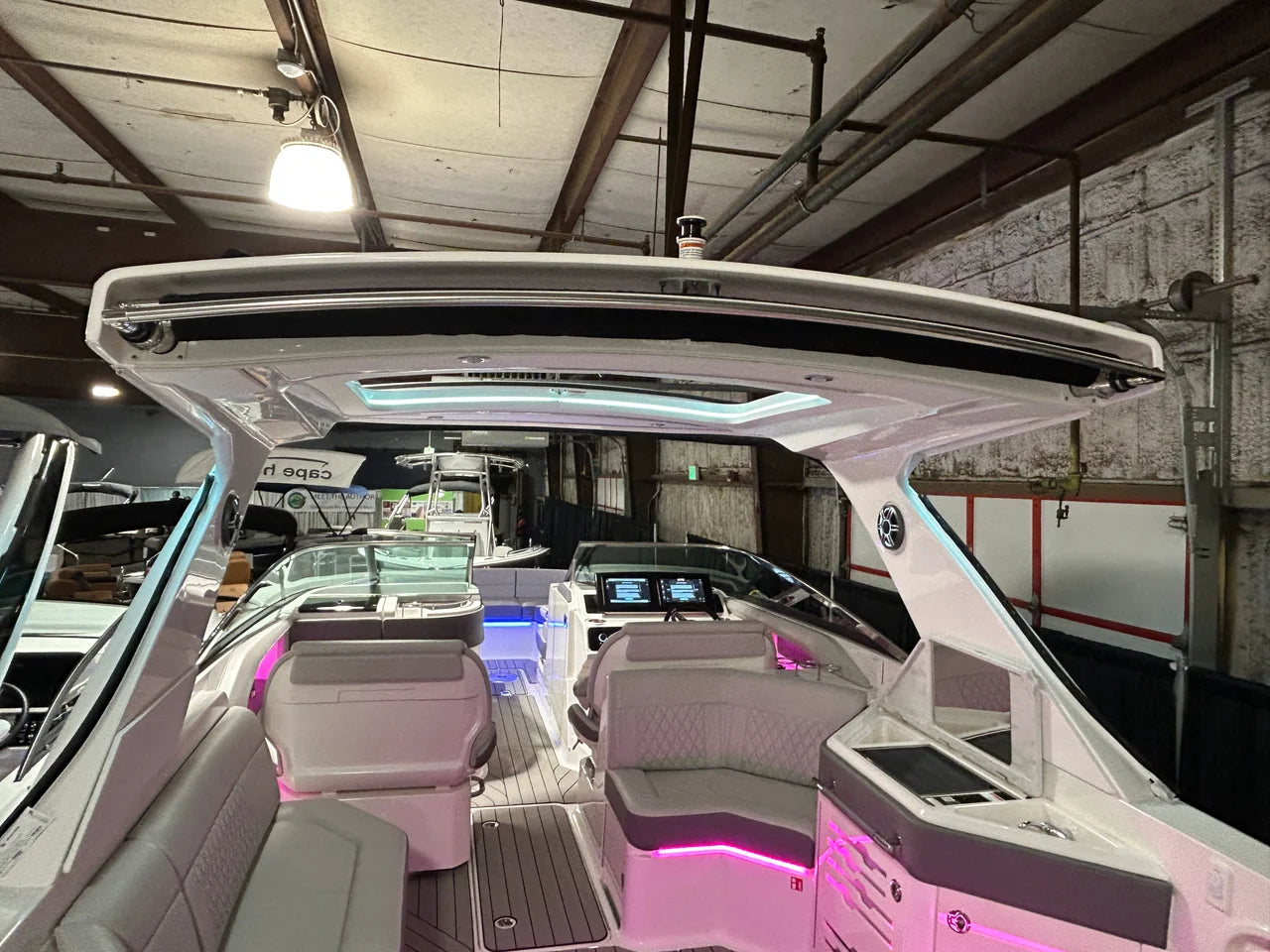 2026 Sea Ray SLX 310 Outboard 31.0 feet, Grasonville, MD #18