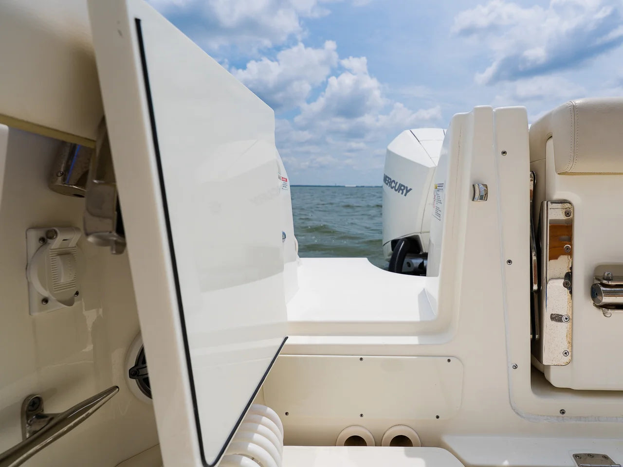 2023 Boston Whaler 350 Realm 35.0 feet, Clearwater, Florida #93
