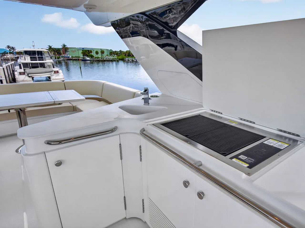 2026 Cruisers Yachts 57 FLY 57.0 feet, Stuart, Florida #20