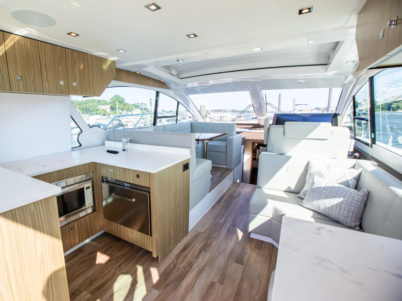 2024 Cruisers Yachts 50 Cantius 50.0 feet, Brick Township, New Jersey #16