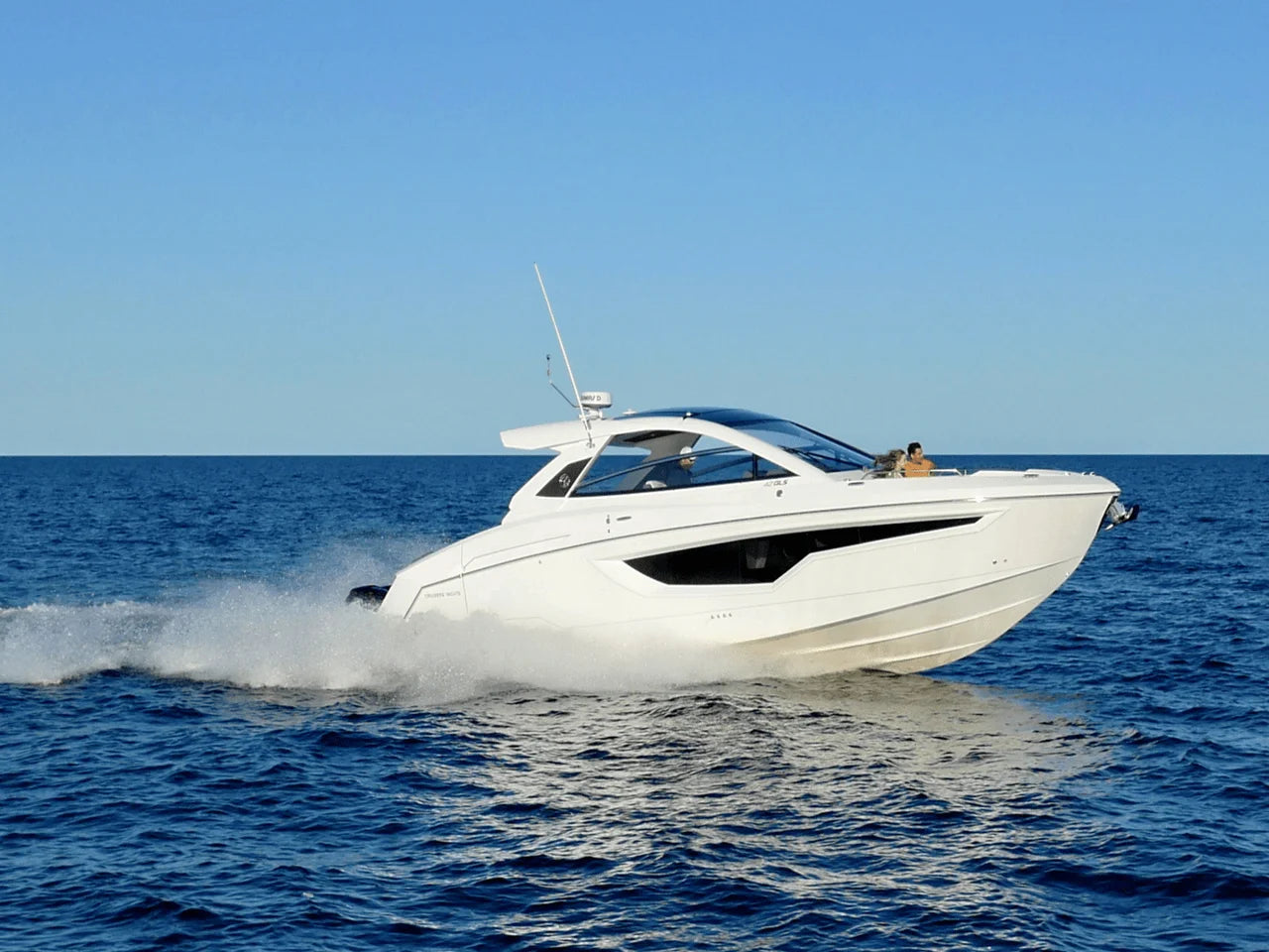2026 Cruisers Yachts 42 GLS Outboard 42.0 feet, Inuvik, Northwest Territories #1