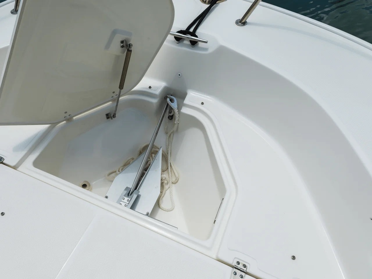 2027 Boston Whaler 190 Montauk 19.0 feet, St Petersburg, FL #30