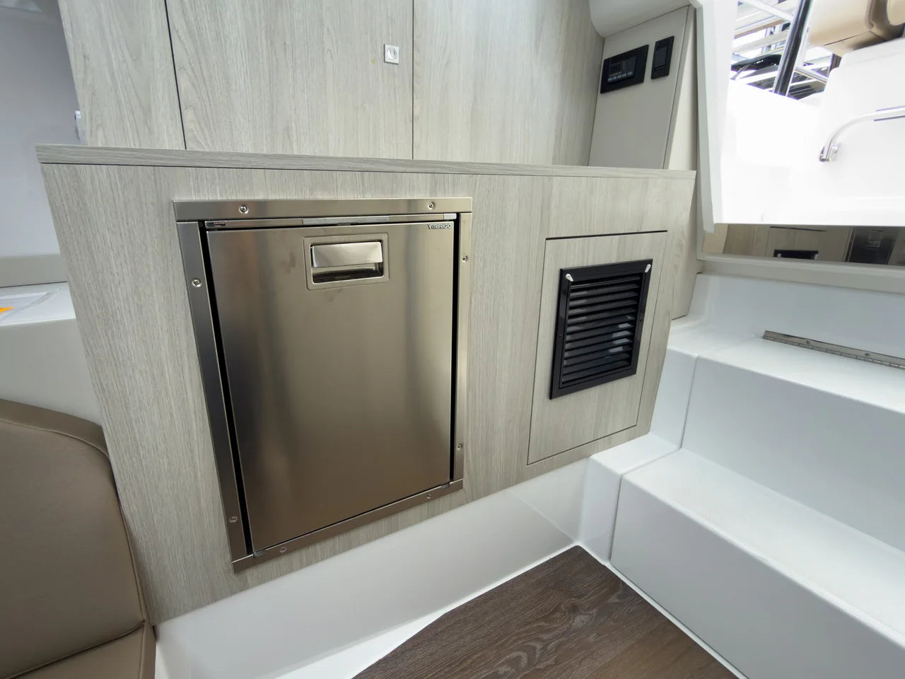2026 Cruisers Yachts 38 VTR 38.0 feet, Fort Myers, FL #20
