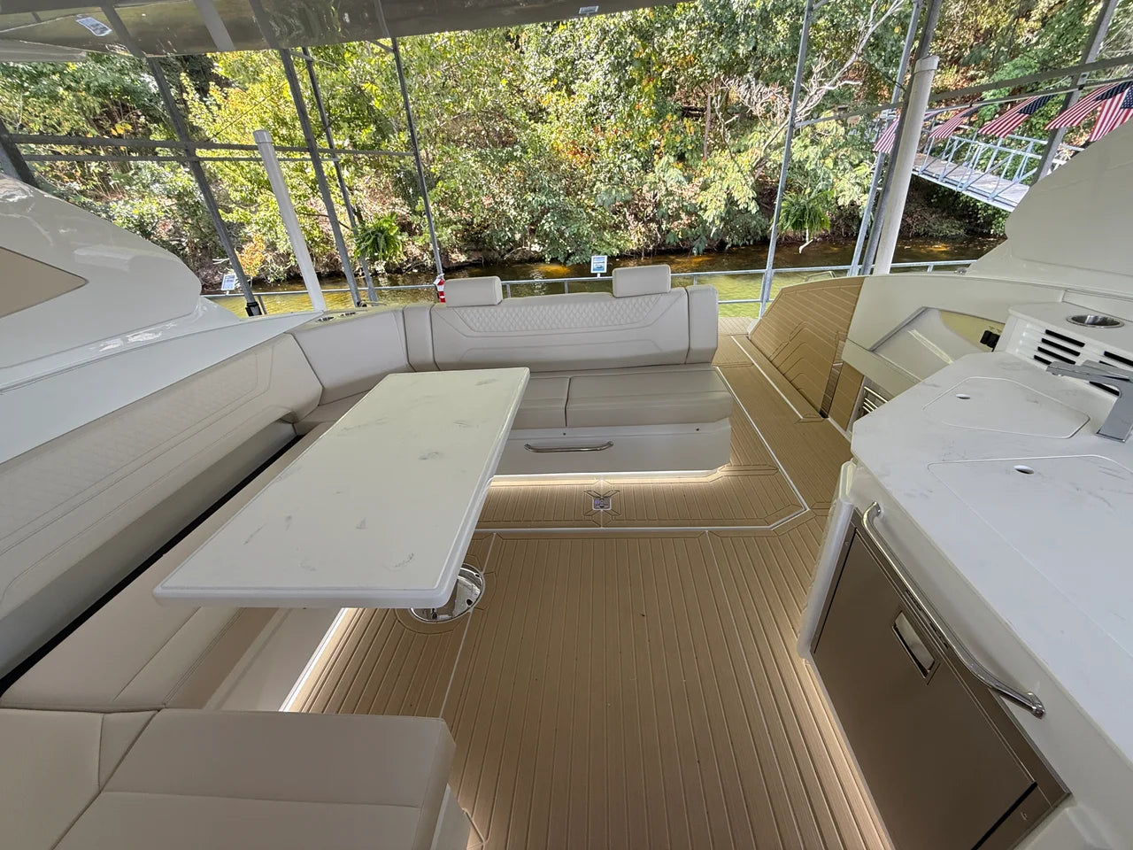 2027 Cruisers Yachts 42 GLS 42.0 feet, Lake Ozark, MO #19