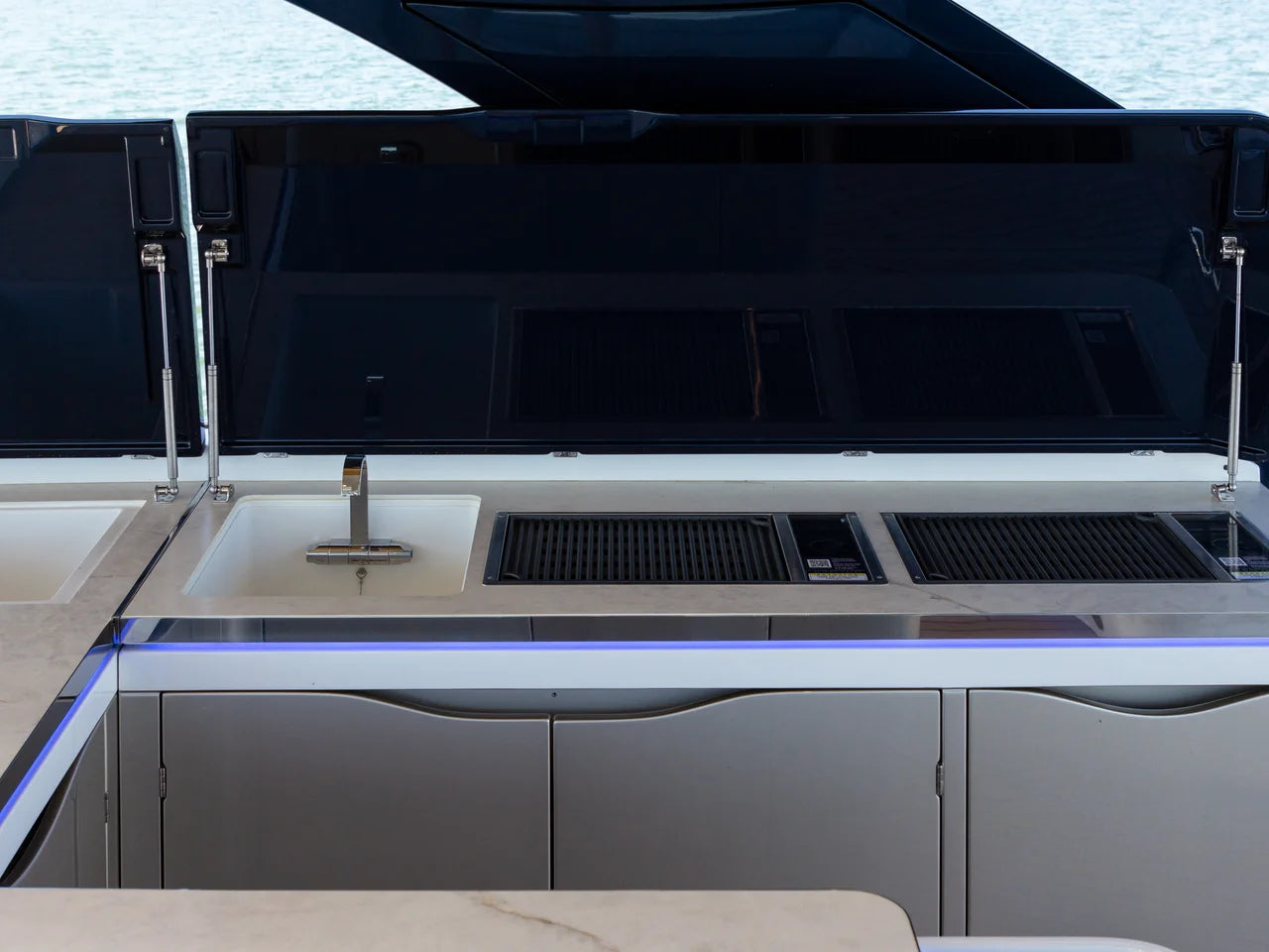 2027 Galeon 620 FLY 62.0 feet, Pompano Beach, FL #33