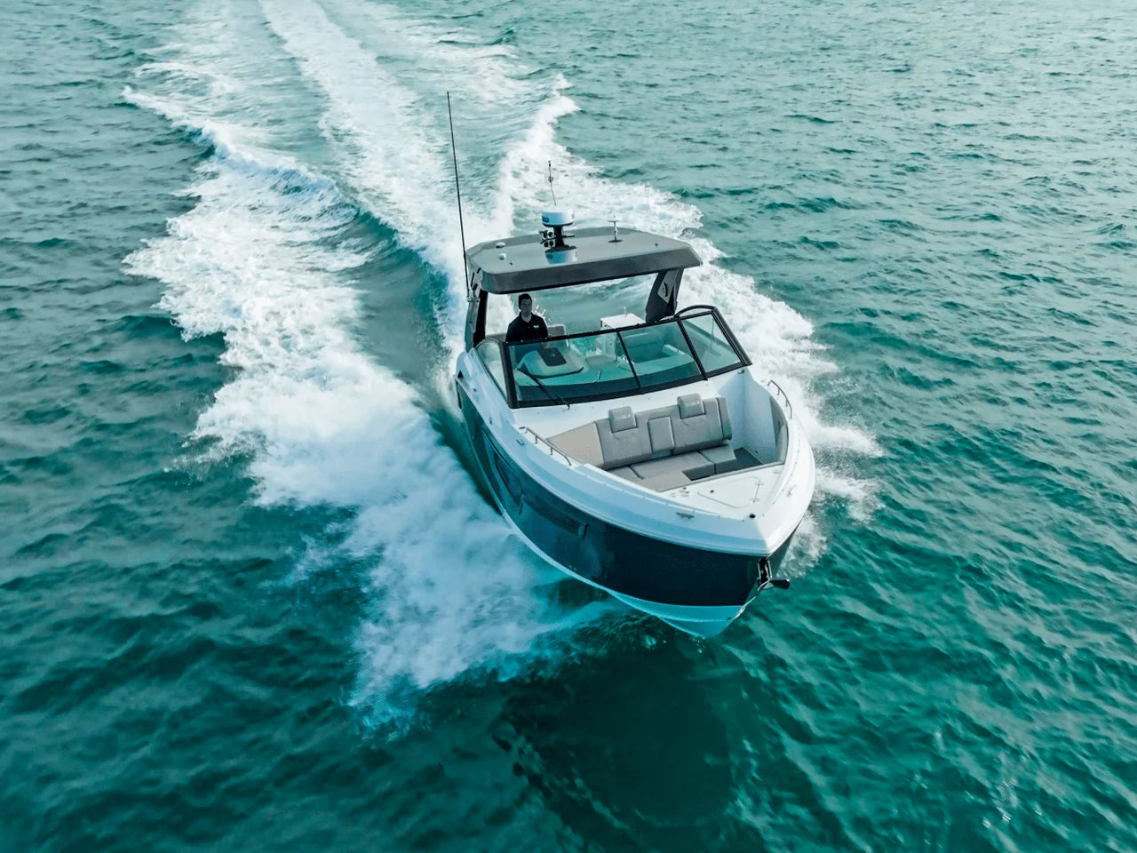 2026 Cruisers Yachts 34 GLS Outboard 35.0 feet, Inuvik, Northwest Territories #44