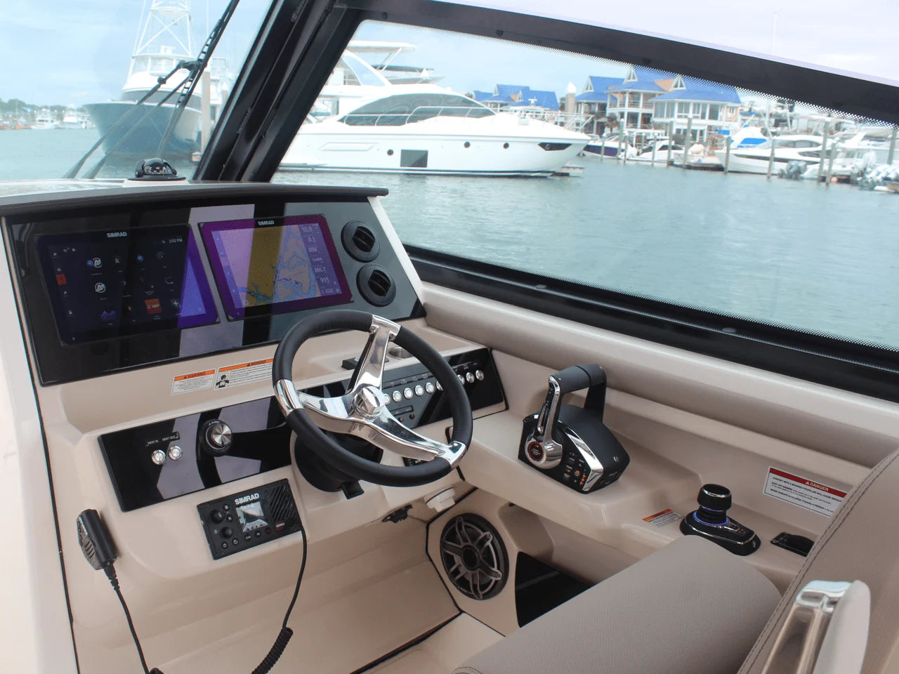 2026 Boston Whaler 330 Vantage 33.0 feet, Charleston, SC #47