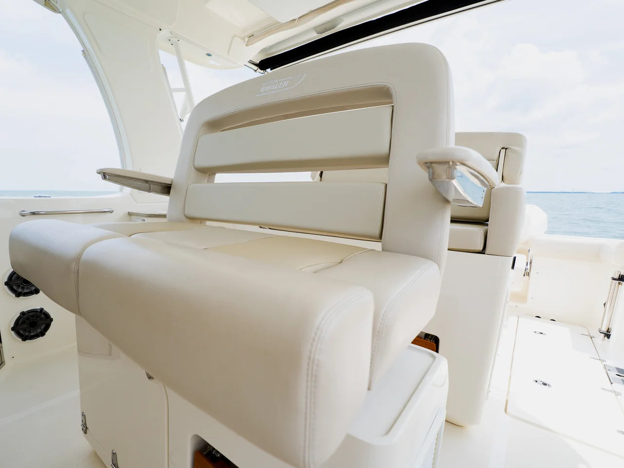 2023 Boston Whaler 350 Realm 35.0 feet, Clearwater, Florida #100