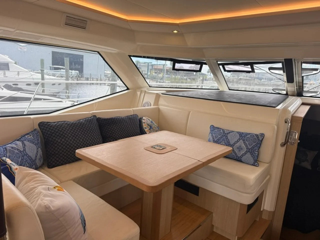 2020 Aquila 44 YACHT 44.0 feet, Venice, Florida #9