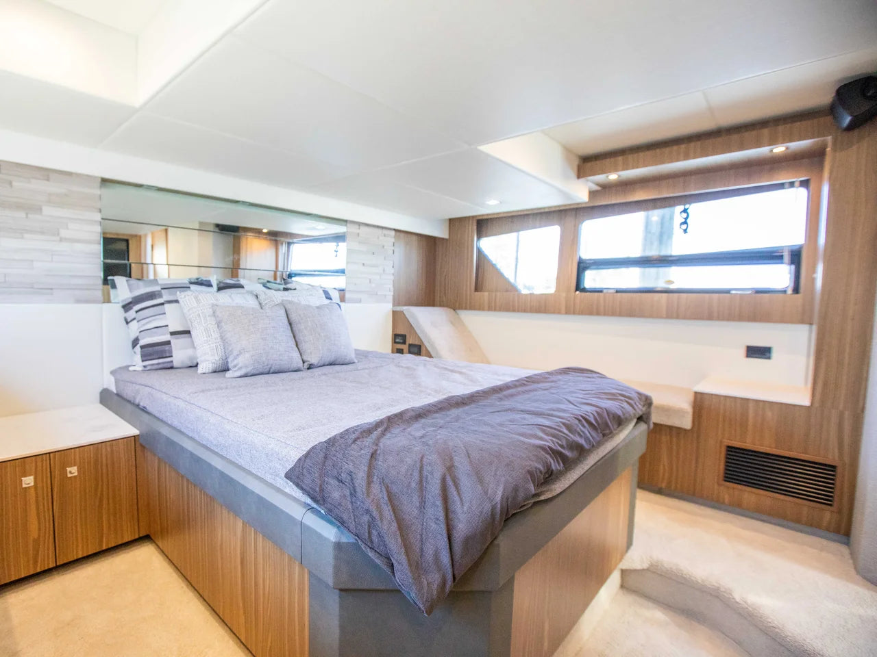 2024 Cruisers Yachts 50 Cantius 50.0 feet, Brick Township, New Jersey #78