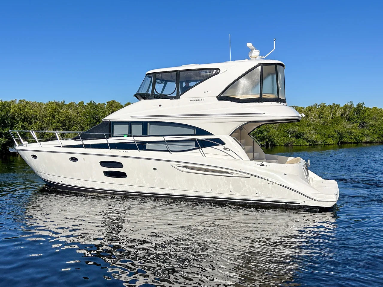 2015 Meridian 441 SEDAN BRIDGE 44.0 feet, Cape Coral, FL #1