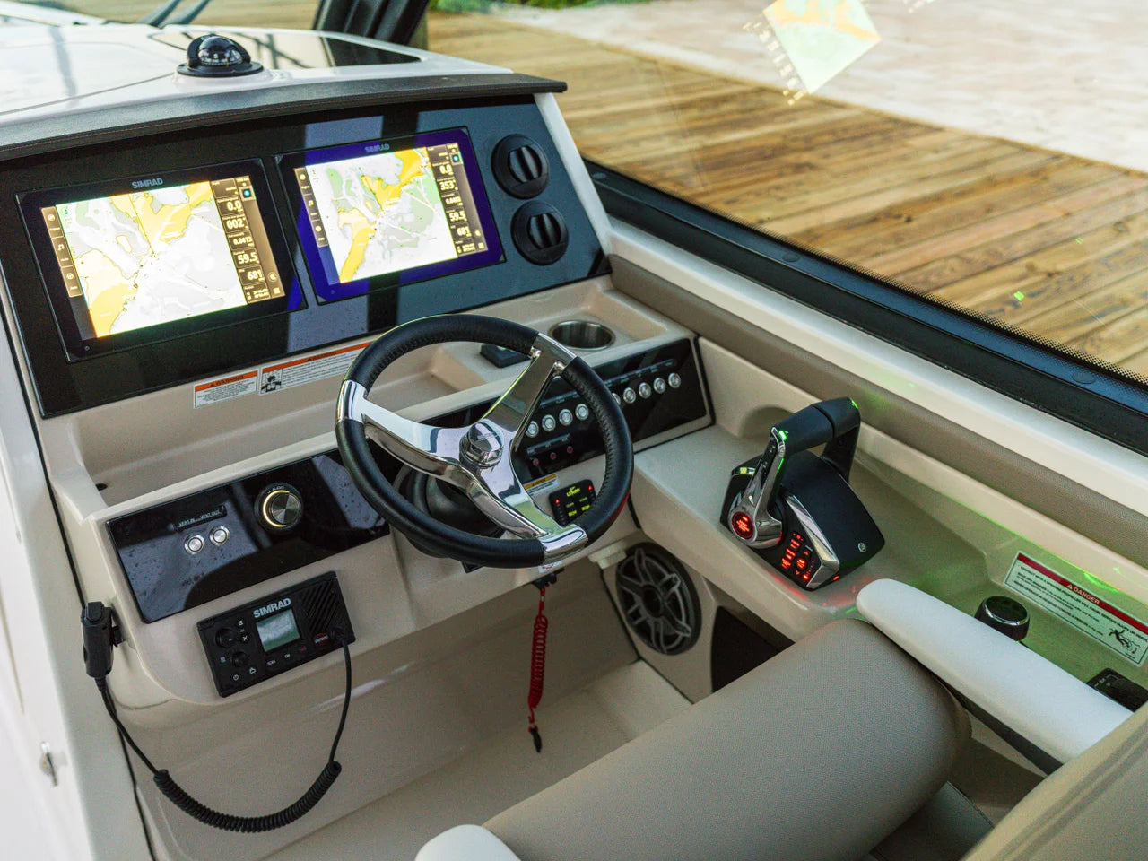 2026 Boston Whaler 330 Vantage 33.0 feet, Inuvik, Northwest Territories #24