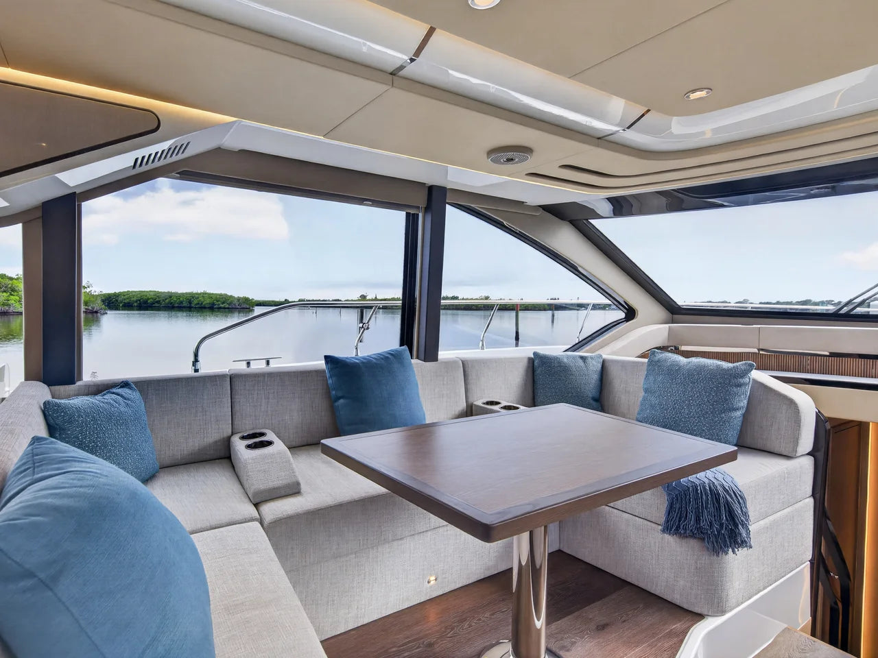 2026 Cruisers Yachts 57 FLY 57.0 feet, Stuart, Florida #23