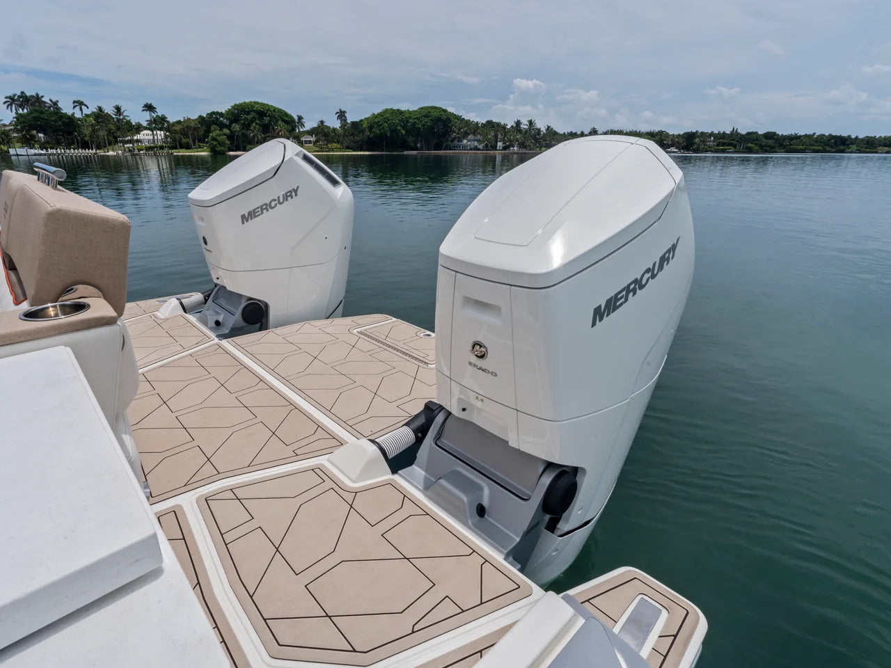 2027 Ducari 37 XIV 37.0 feet, Dania Beach, Florida #23