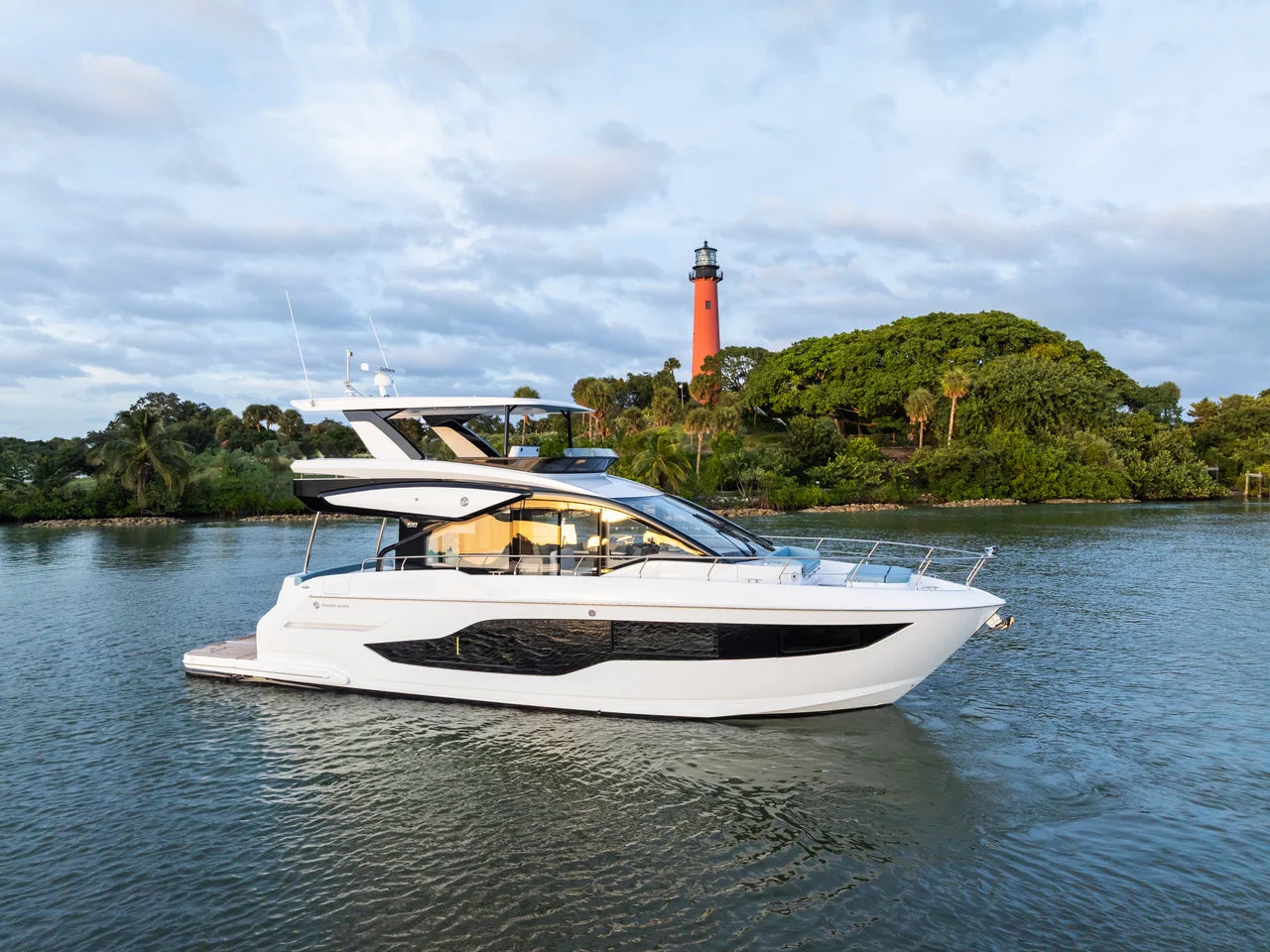 2027 Cruisers Yachts 50 FLY 50.0 feet, Pensacola, Florida #30