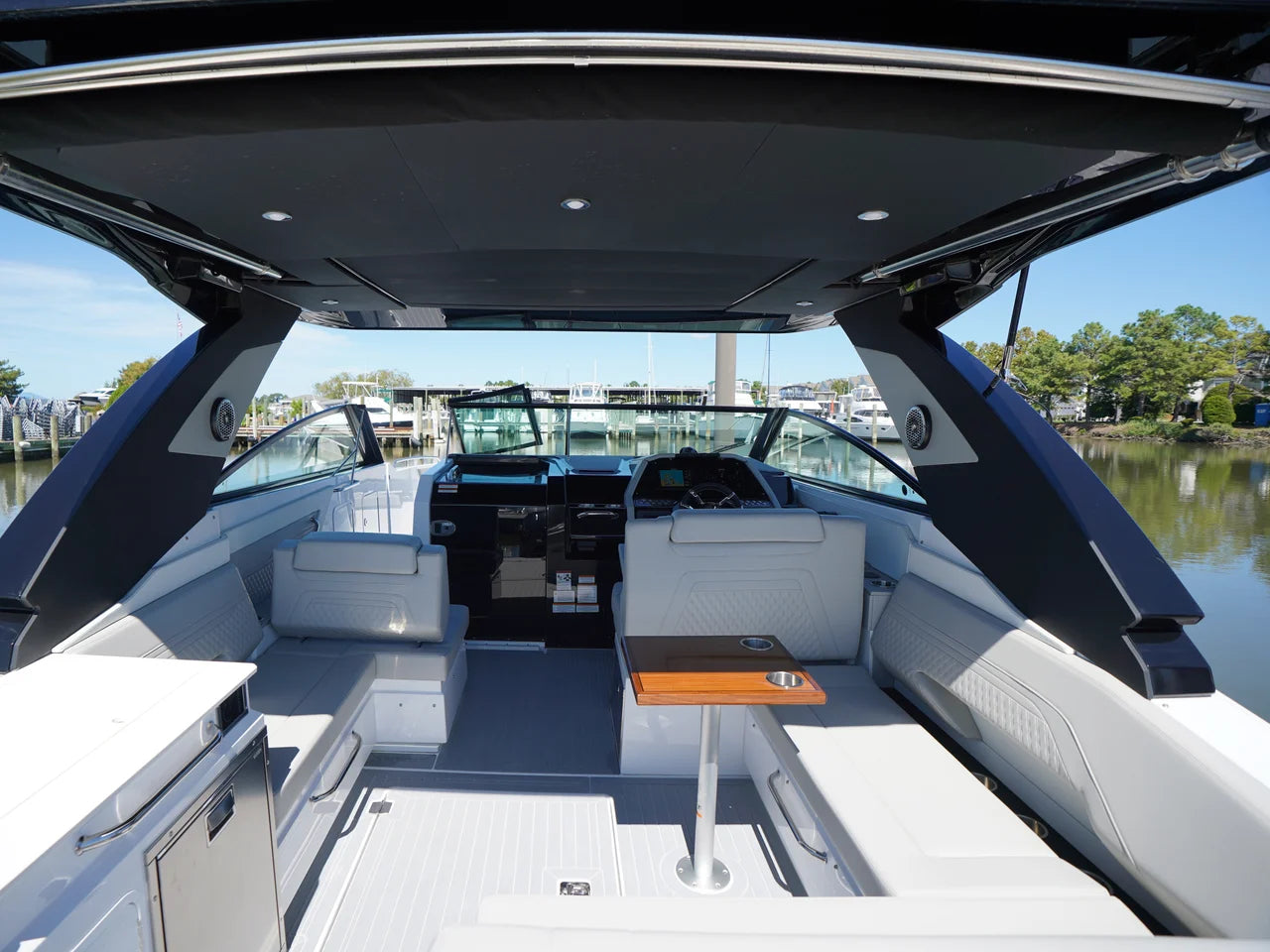 2026 Cruisers Yachts 34 GLS Outboard 34.0 feet, Grasonville, MD #28