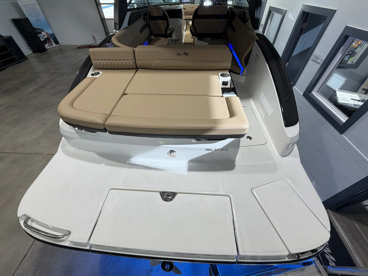 2027 Sea Ray SLX 260 Outboard 26.0 feet, Cornelius, North Carolina #9