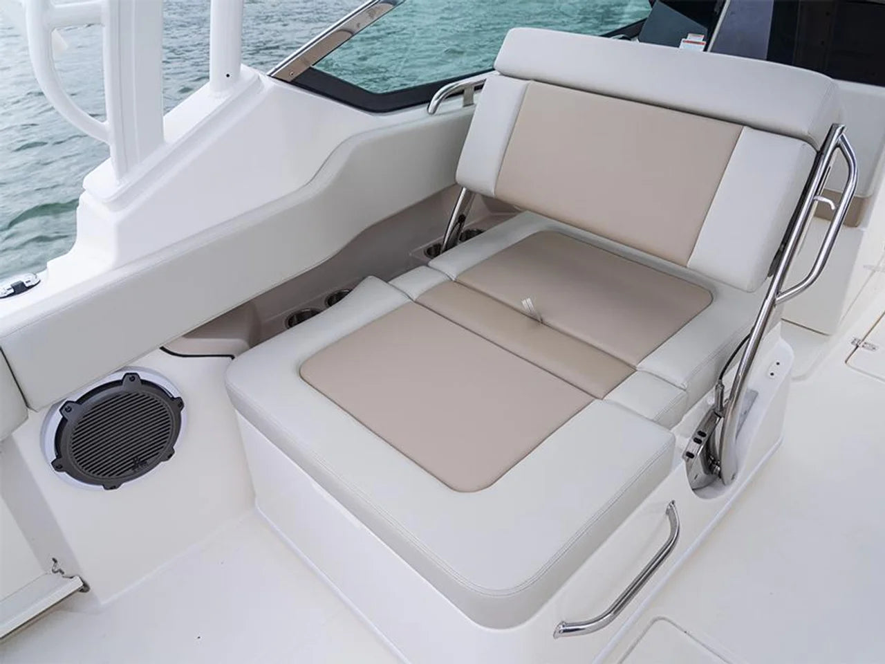 2026 Boston Whaler 240 Vantage 24.0 feet, Inuvik, Northwest Territories #88