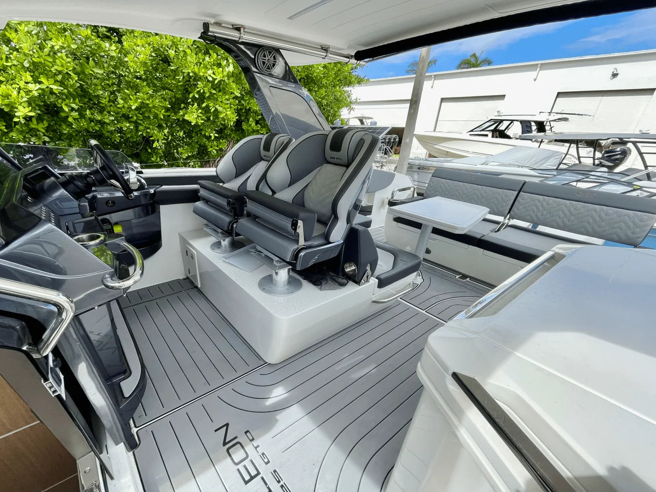 2023 Galeon 325 GTO 32.0 feet, Stuart, FL #6