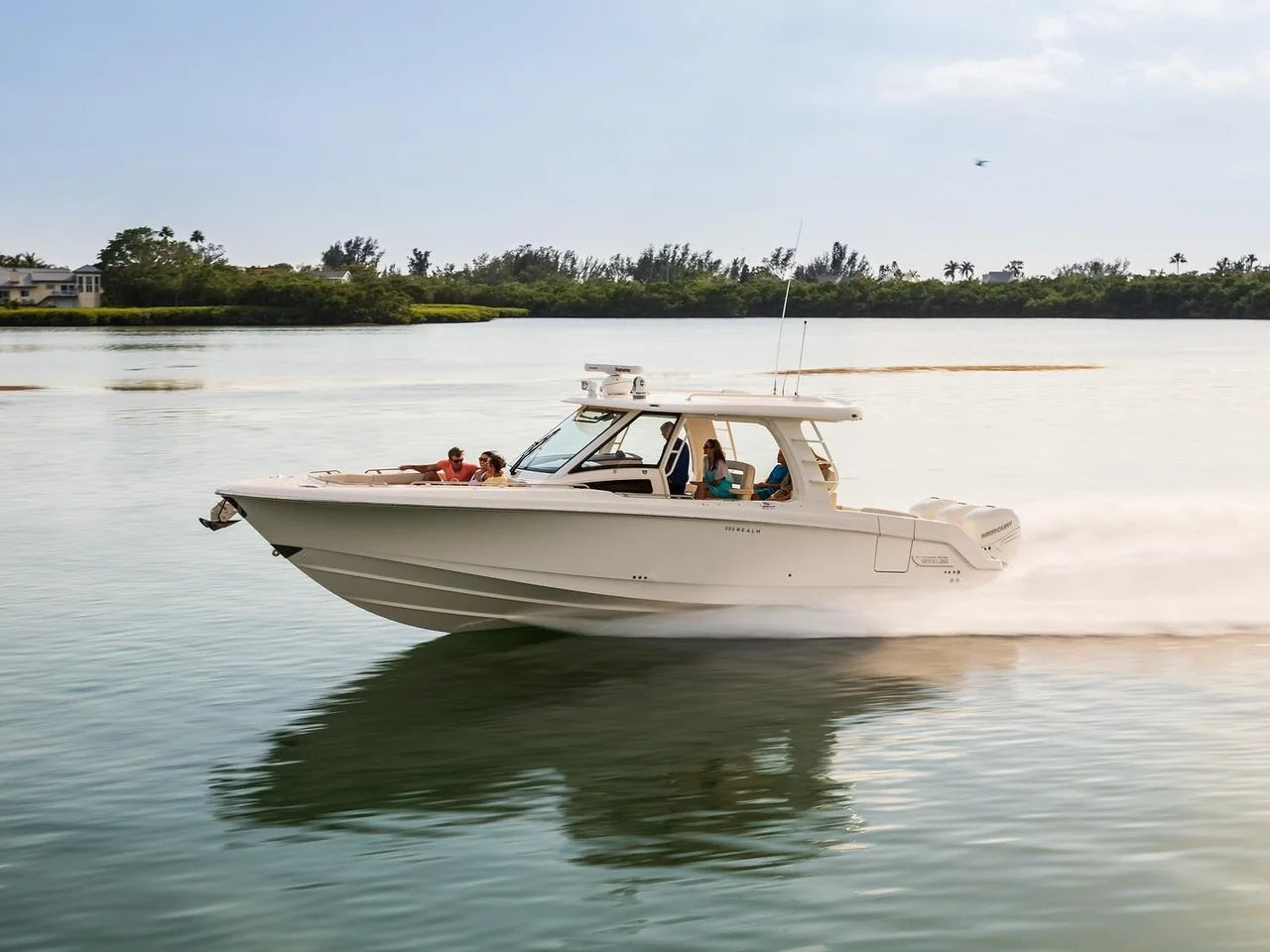 2027 Boston Whaler 350 Realm 35.0 feet, Quincy, MA #1