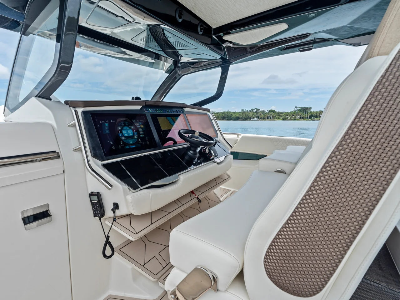 2027 Ducari 37 XIV 37.0 feet, Dania Beach, Florida #73