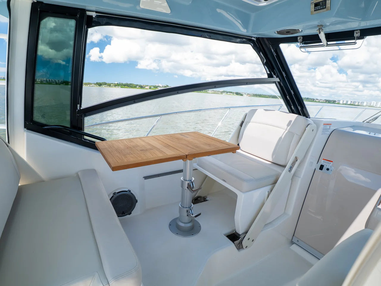 2026 Boston Whaler 325 Conquest 32.0 feet, Clearwater, Florida #66
