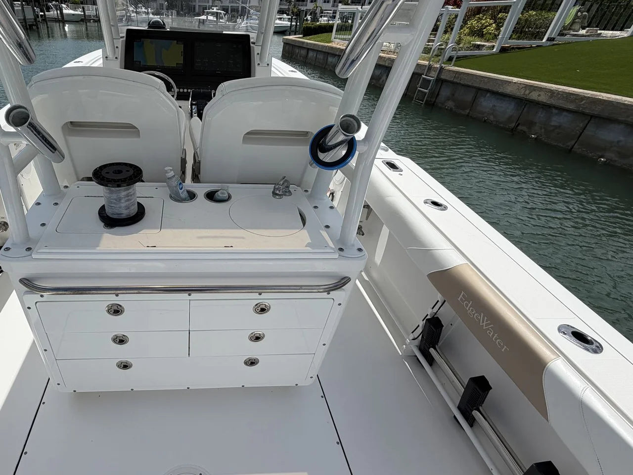 2017 EdgeWater 320 CC 31.0 feet, Jupiter, FL #22
