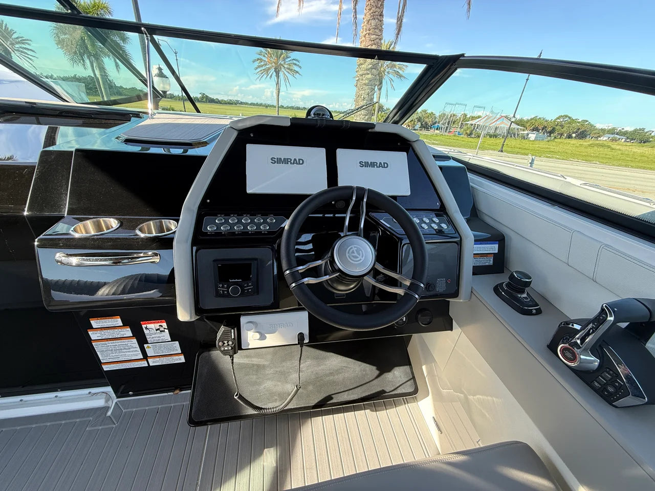 2027 Cruisers Yachts 34 GLS Outboard 34.0 feet, Venice, Florida #14