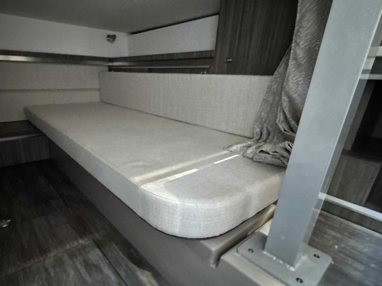 2026 Sea Ray Sundancer 320 Outboard 32.0 feet, Huntington, NY #35
