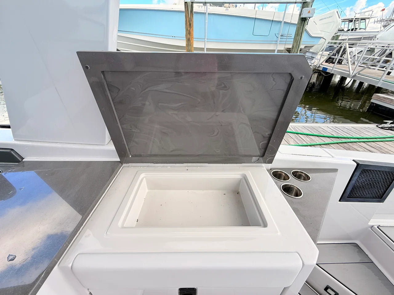 2023 Aviara AV32 Outboard 32.0 feet, St Petersburg, FL #37
