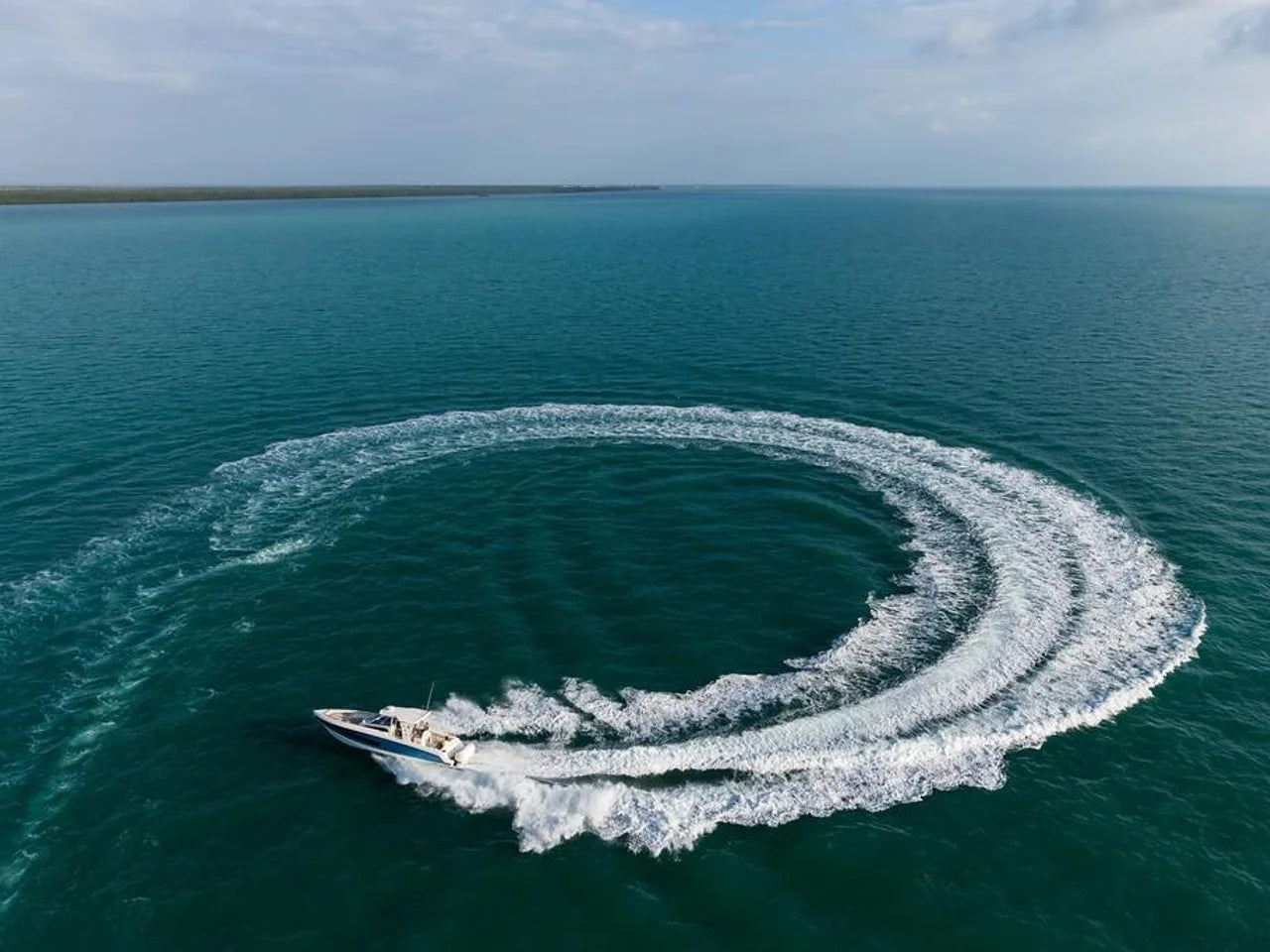 2026 Boston Whaler 420 Outrage 42.0 feet, Inuvik, Northwest Territories #50