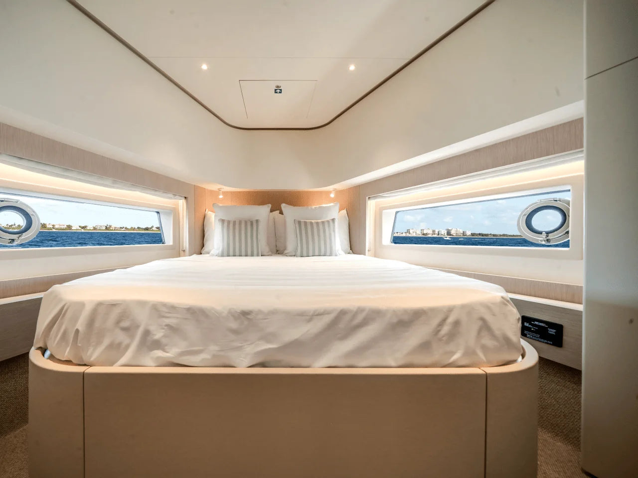 2025 Azimut Seadeck 6 60.0 feet, Dania Beach, Florida #52
