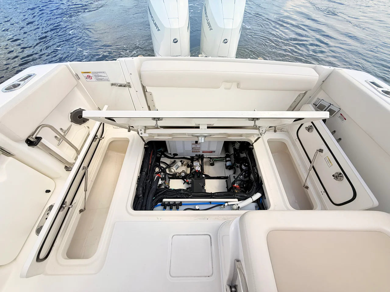 2024 Boston Whaler 320 Vantage 32.0 feet, St Petersburg, FL #25